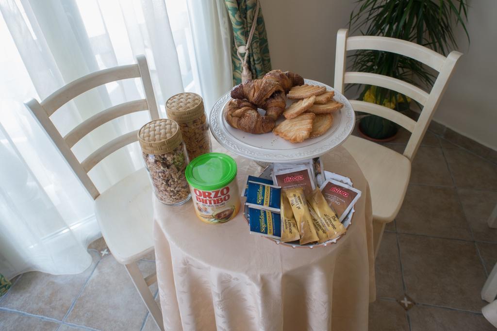 B&B Corte Dell' Immacolata Тавиано Екстериор снимка