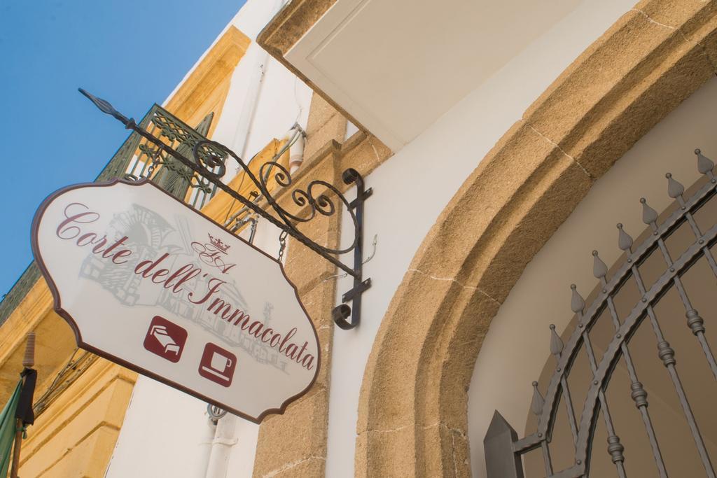 B&B Corte Dell' Immacolata Тавиано Екстериор снимка