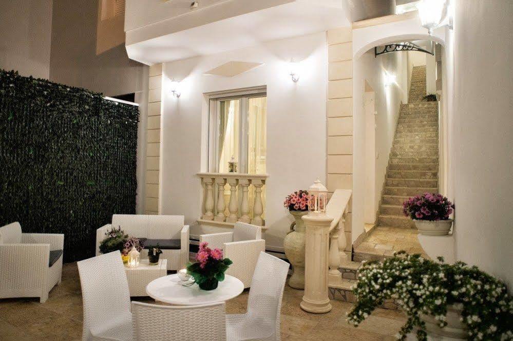 B&B Corte Dell' Immacolata Тавиано Екстериор снимка